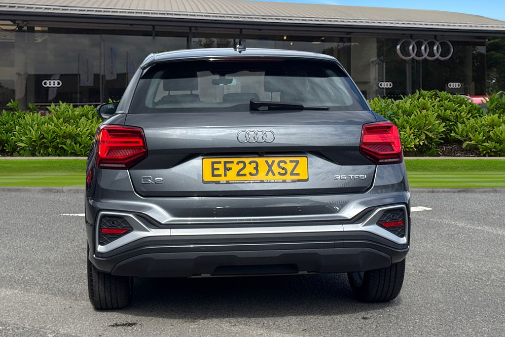 Audi Q2 S Line 35 Tfsi 150 Ps S Tronic Grey #4