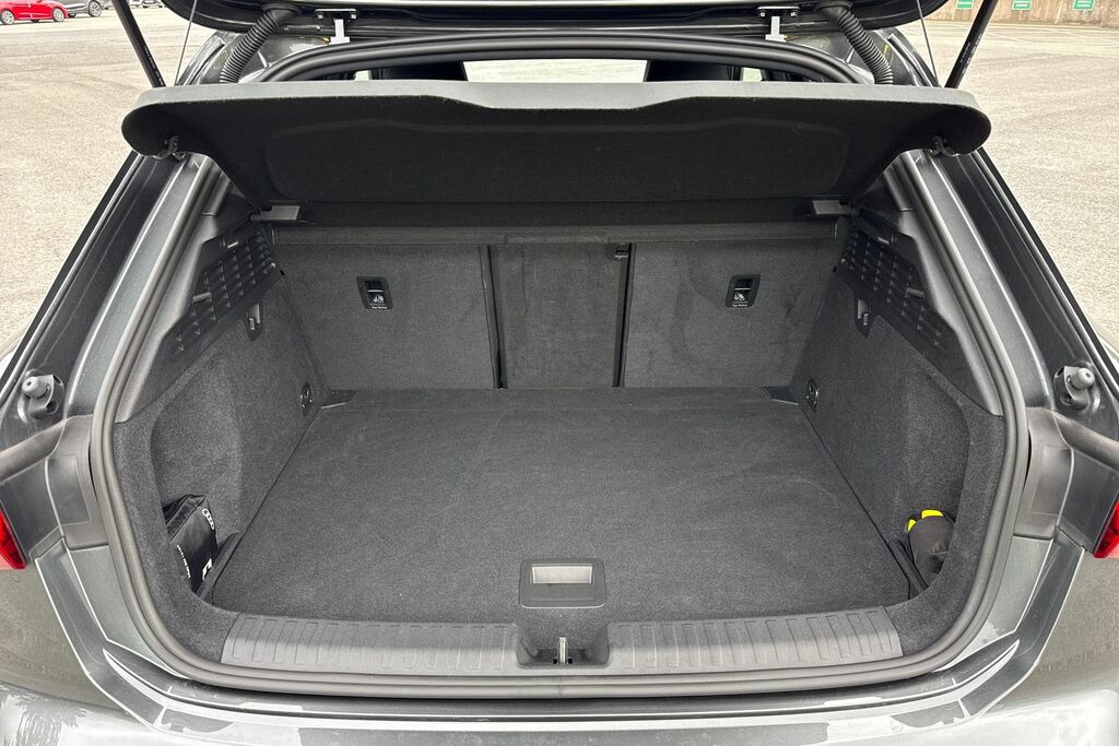 Audi A3 Black Edition 35 Tfsi 150 Ps 6-Speed Grey #6