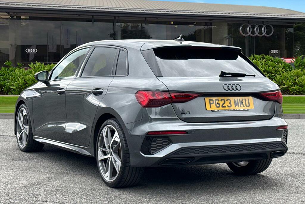 Audi A3 Black Edition 35 Tfsi 150 Ps 6-Speed Grey #2
