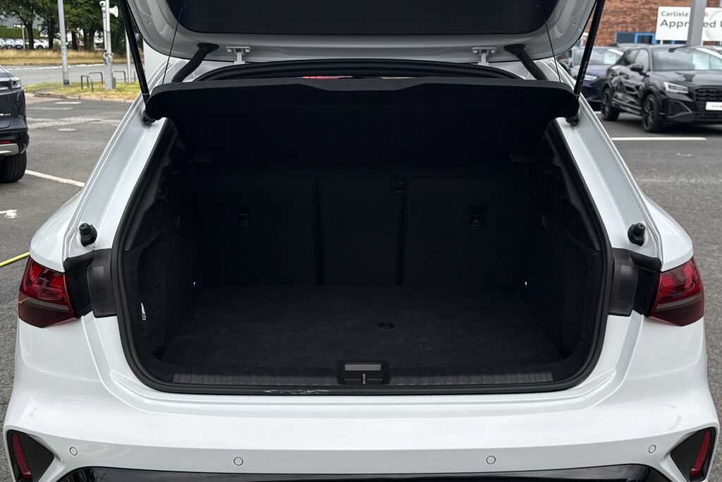 Audi A3 S Line Tfsi E 204 Ps S Tronic White #6