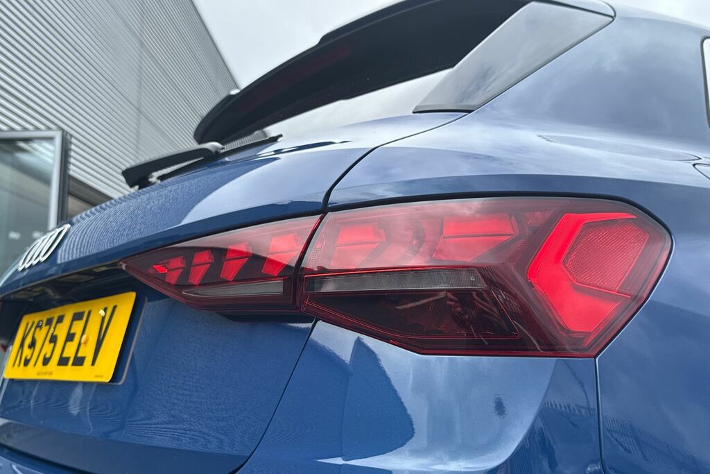 Audi A3 Audi A3 Sportback Sport 30 Tfsi 116 Ps S Tronic Blue #7