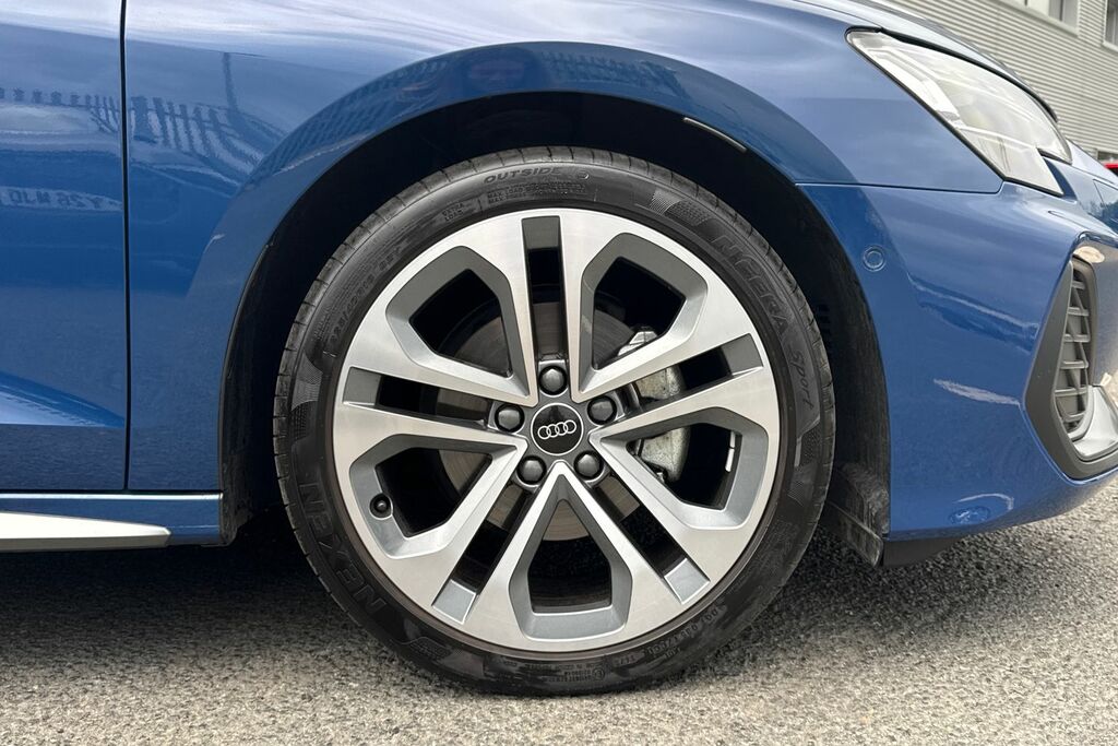Audi A3 Audi A3 Sportback Sport 30 Tfsi 116 Ps S Tronic Blue #9