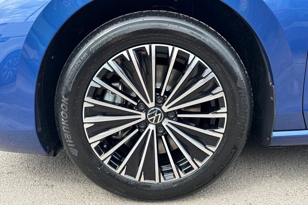 Volkswagen Passat 1.5 Etsi R-line Dsg 5 000 Miles #22