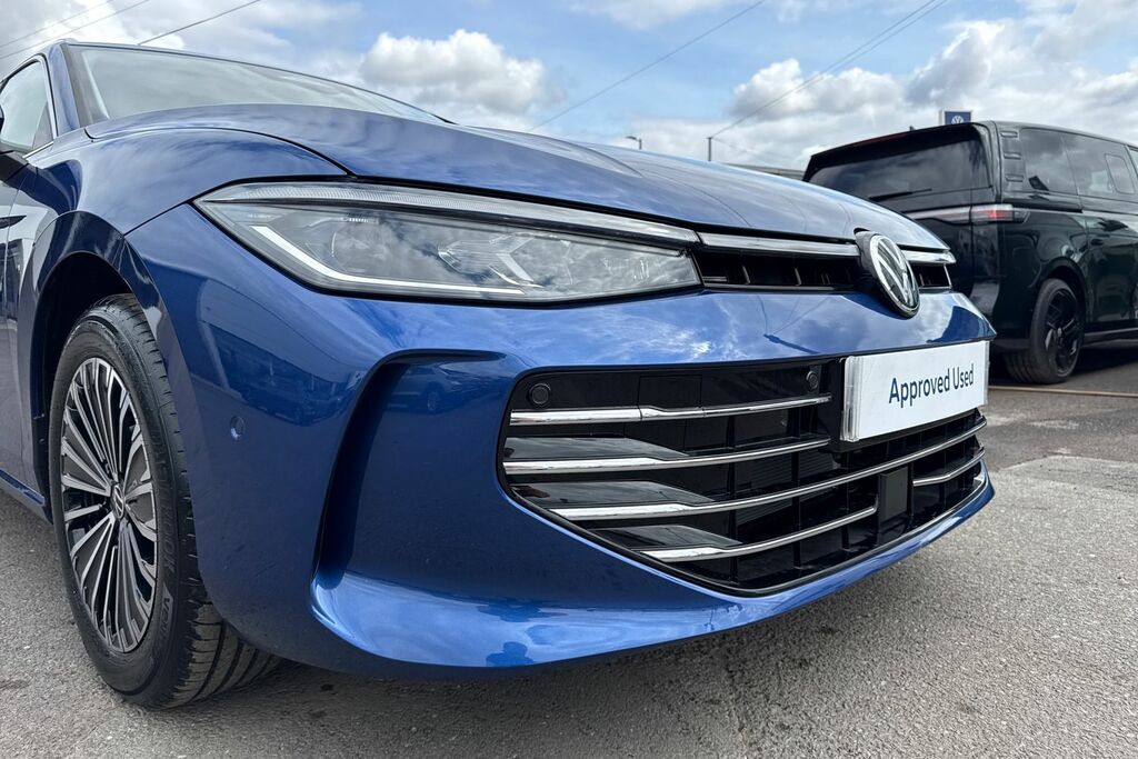Volkswagen Passat 1.5 Etsi R-line Dsg 5 000 Miles #16