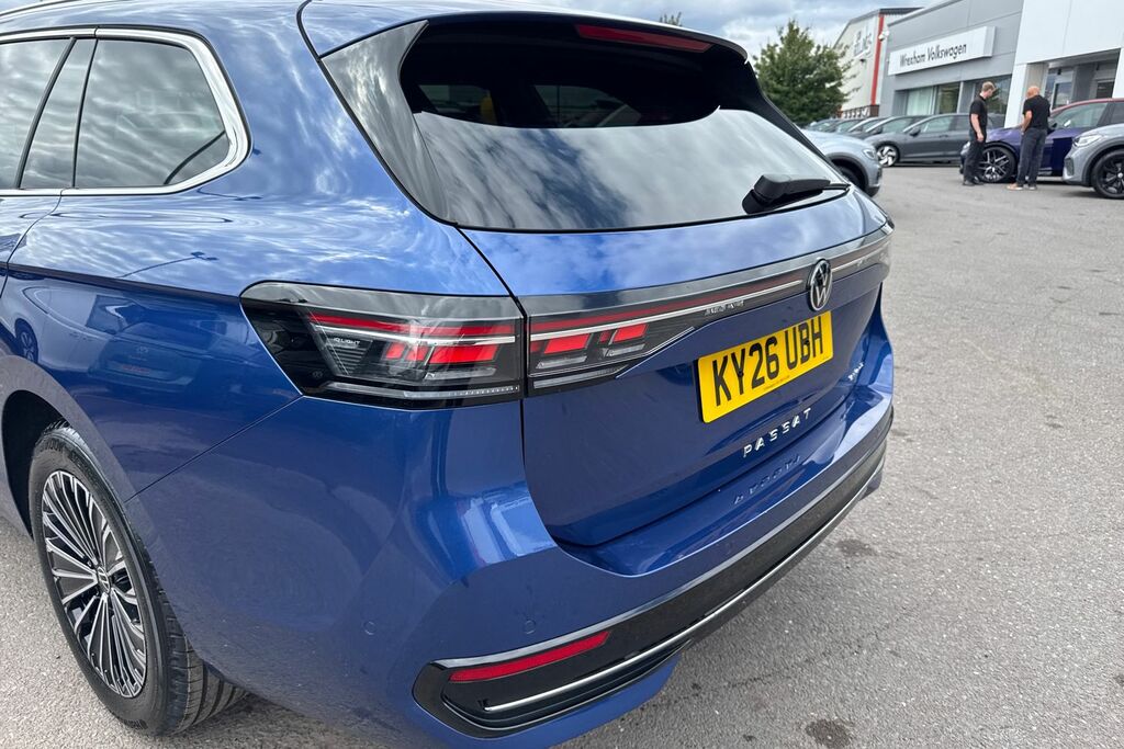 Volkswagen Passat 1.5 Etsi R-line Dsg 5 000 Miles #15