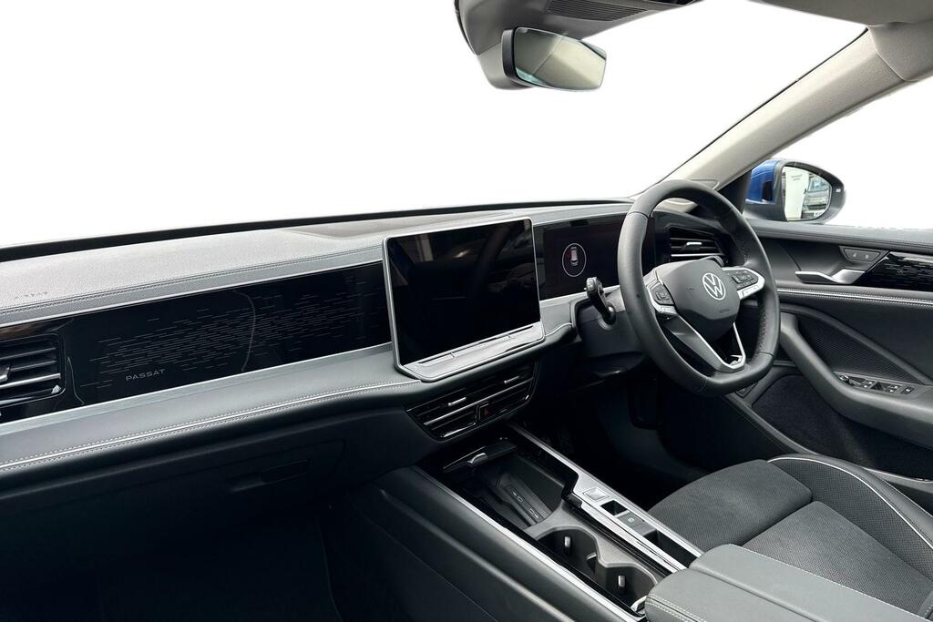 Volkswagen Passat 1.5 Etsi R-line Dsg 5 000 Miles #8