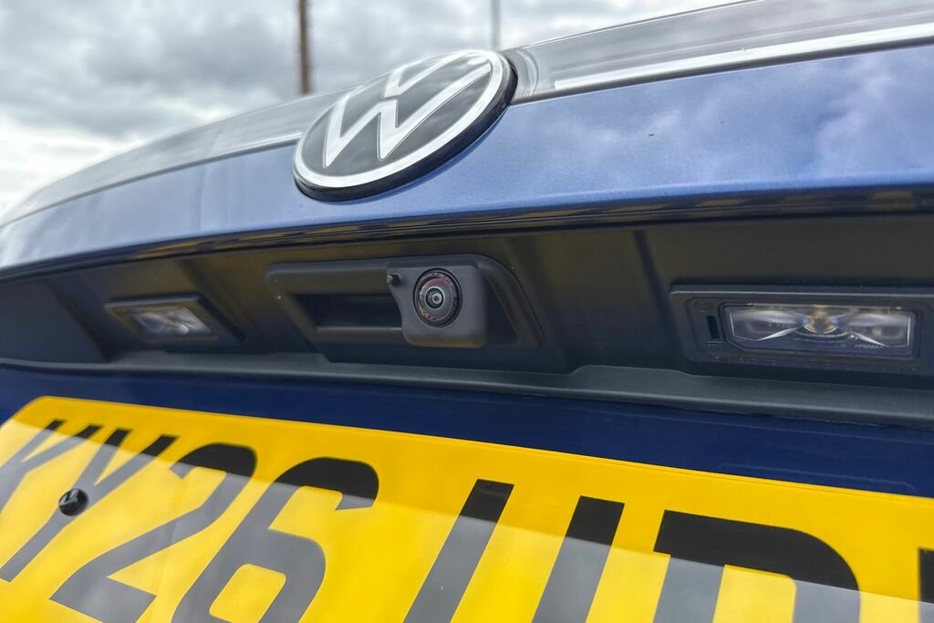 Volkswagen Passat 1.5 Etsi R-line Dsg 5 000 Miles #26