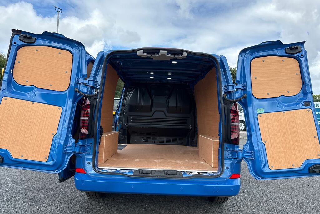 Volkswagen Transporter 2.0 Tdi 170 Commerce Pro Van 5 Plus Blue #6