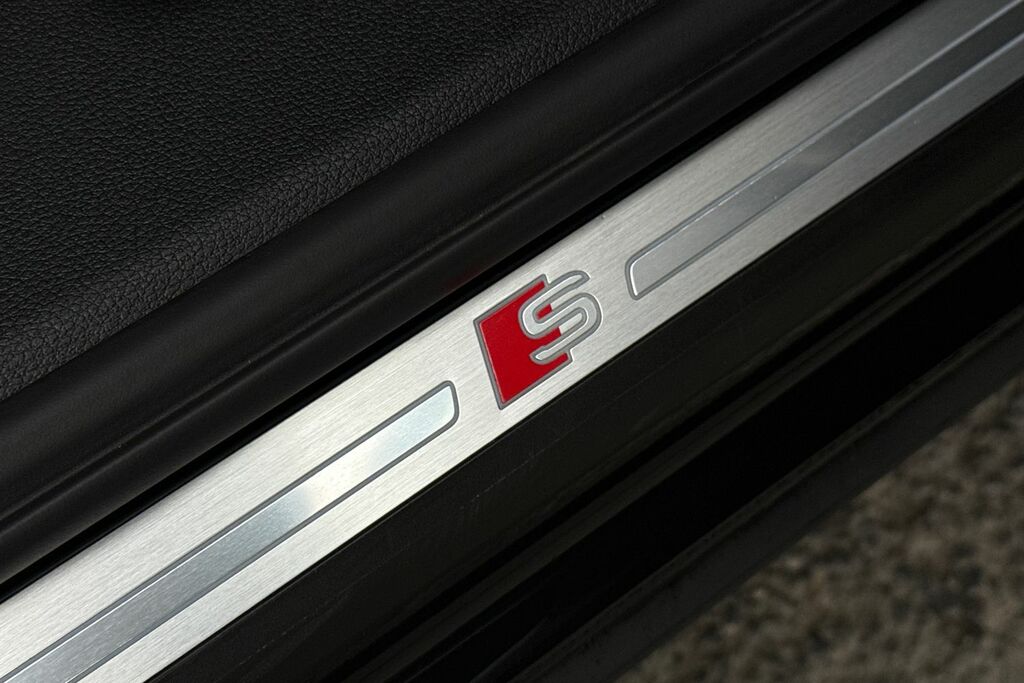 Audi Q3 35 Tfsi Black Edition S Tronic 20 Alloy 202 Black #41