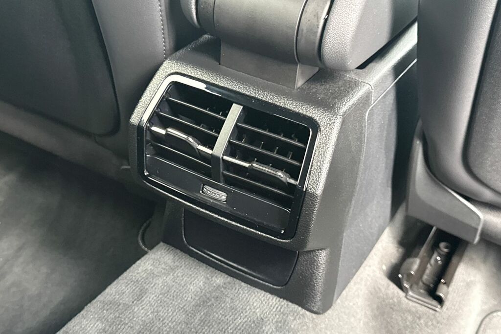 Audi Q3 35 Tfsi Black Edition S Tronic 20 Alloy 202 Black #36
