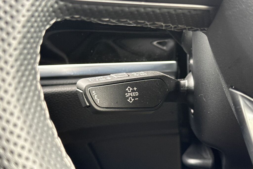 Audi Q3 35 Tfsi Black Edition S Tronic 20 Alloy 202 Black #49