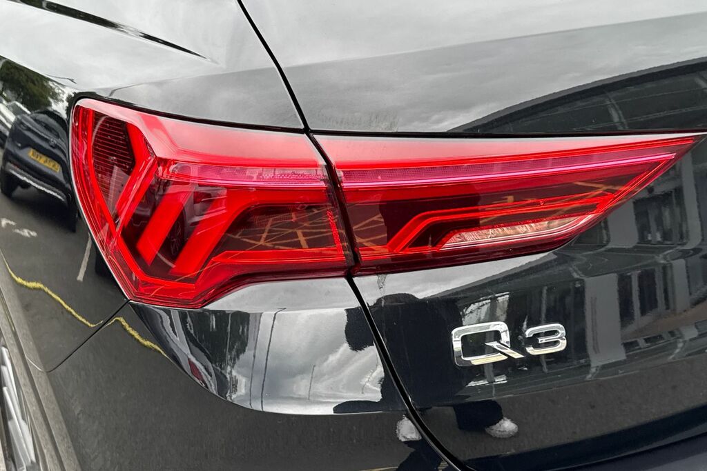 Audi Q3 35 Tfsi Black Edition S Tronic 20 Alloy 202 Black #7