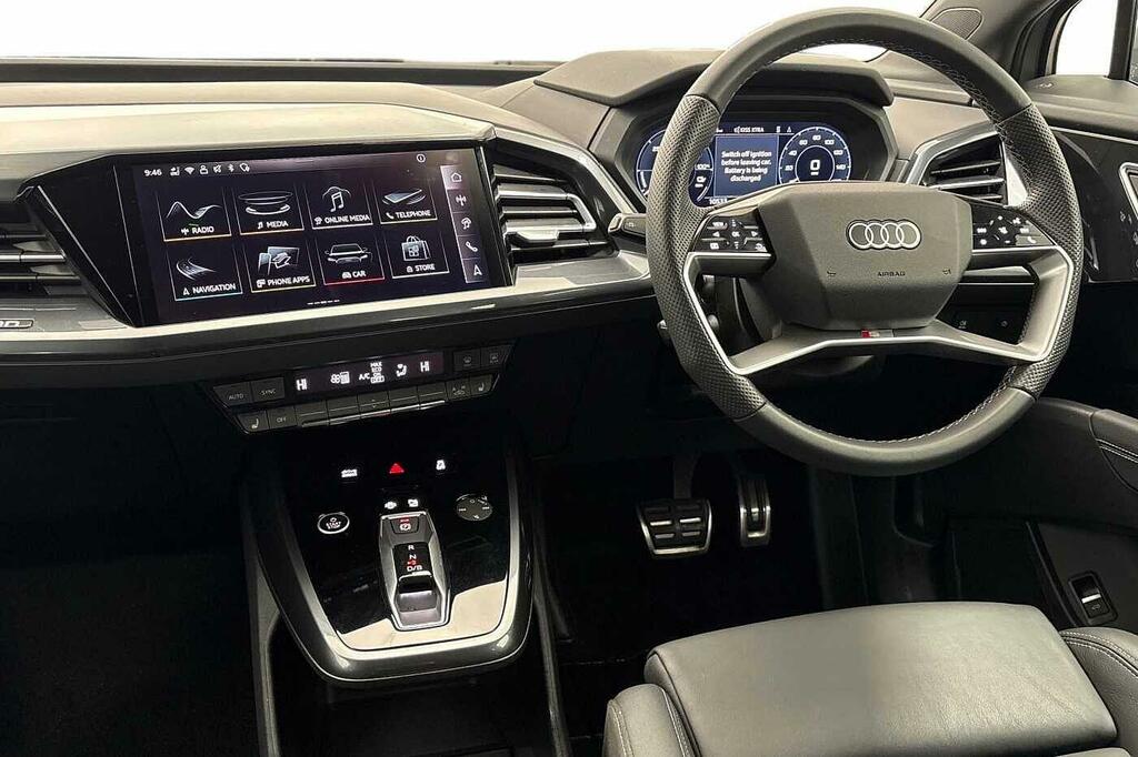 Audi Q4 E Tron Q4 Sportback S Line 45 E-tron 210,00 Kw Grey #2