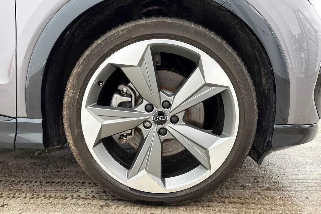 Audi Q4 E Tron Q4 Sportback Black Edition 45 E-tron 210,00 Kw Grey #5