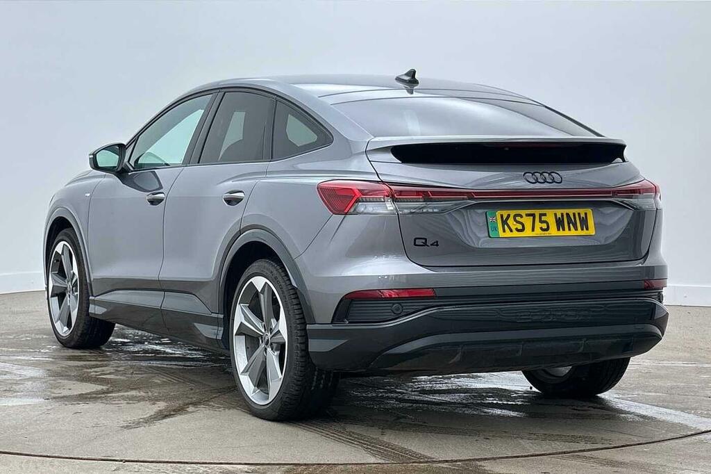 Audi Q4 E Tron Q4 Sportback Black Edition 45 E-tron 210,00 Kw Grey #3