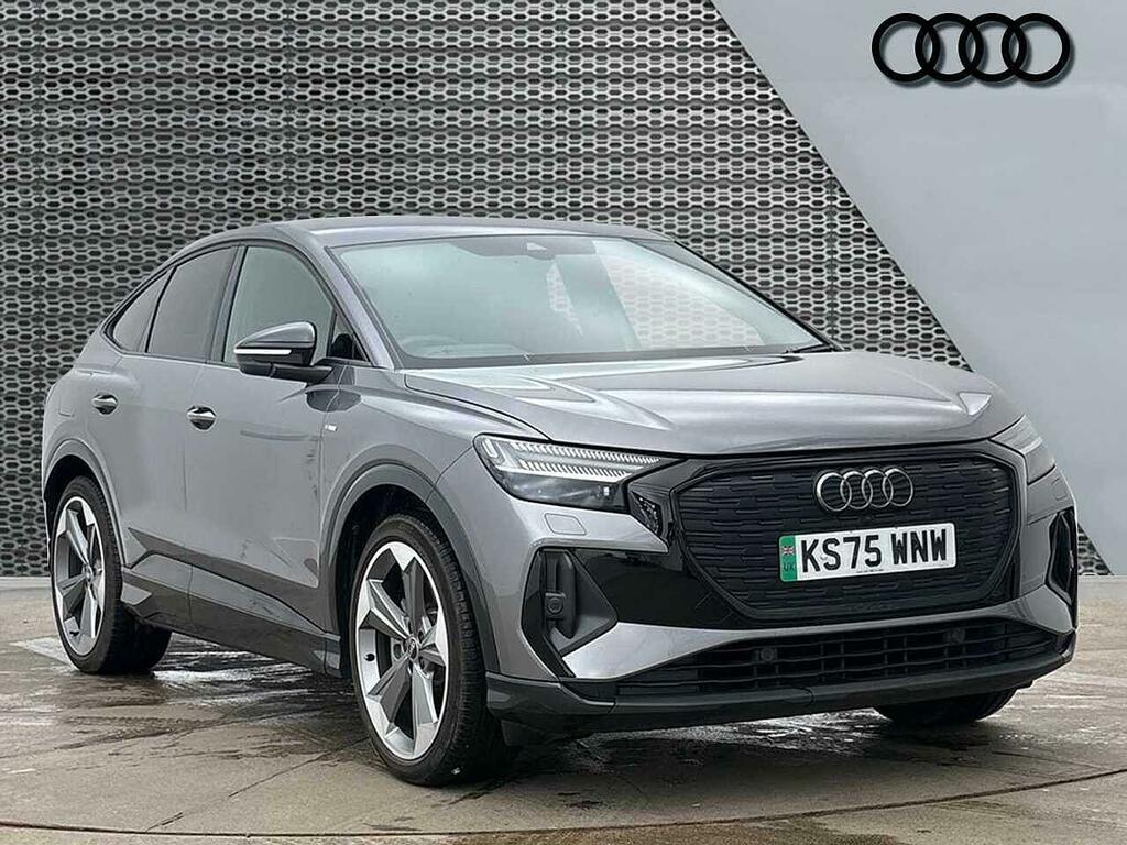 Audi Q4 E Tron Q4 Sportback Black Edition 45 E-tron 210,00 Kw Grey