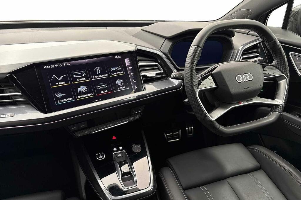 Audi Q4 E Tron Q4 Sportback Black Edition 45 E-tron 210,00 Kw Grey #2