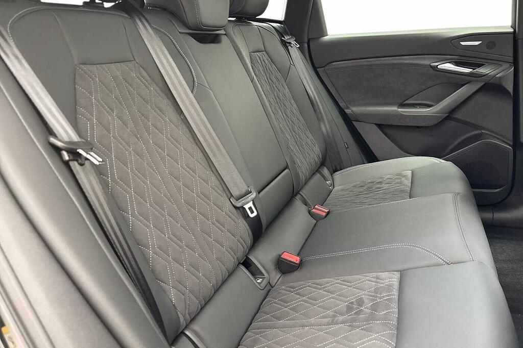 Audi Q6 E-Tron 360Kw Sq6 Quattro 100Kwh Edition 1 Black #9