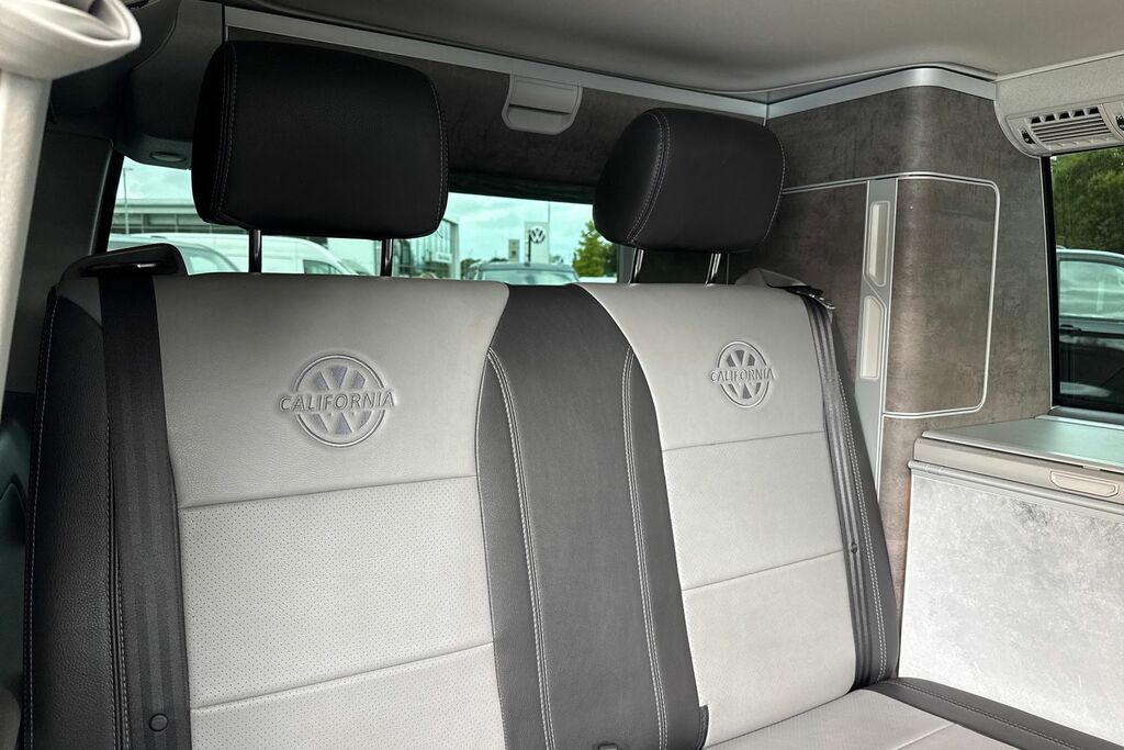 Volkswagen California Mpv Green #13