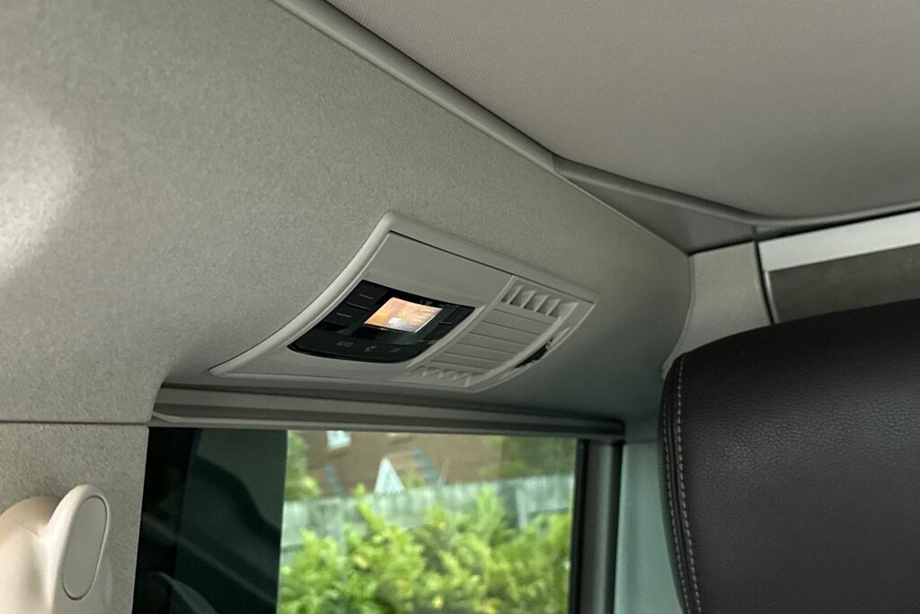 Volkswagen California Mpv Green #36