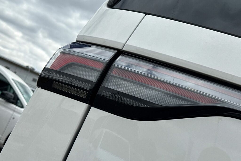 Volkswagen ID.Buzz 250Kw Gtx Pro 86Kwh 4Motion Lwb 6 Seat Black #36