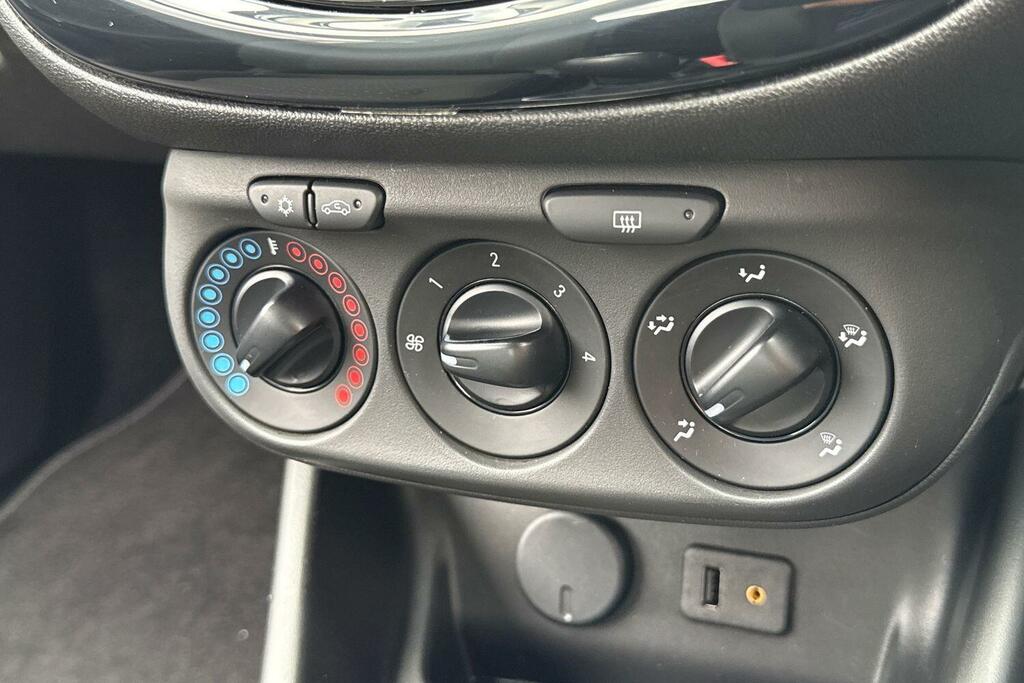 Vauxhall Corsa 1.4I Ecoflex Excite Easytronic Euro 6 S S Blue #18