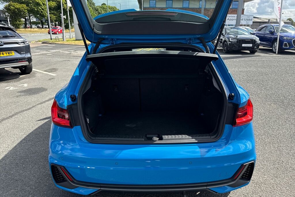 Audi A1 S Line 30 Tfsi 116 Ps 6-Speed Blue #6