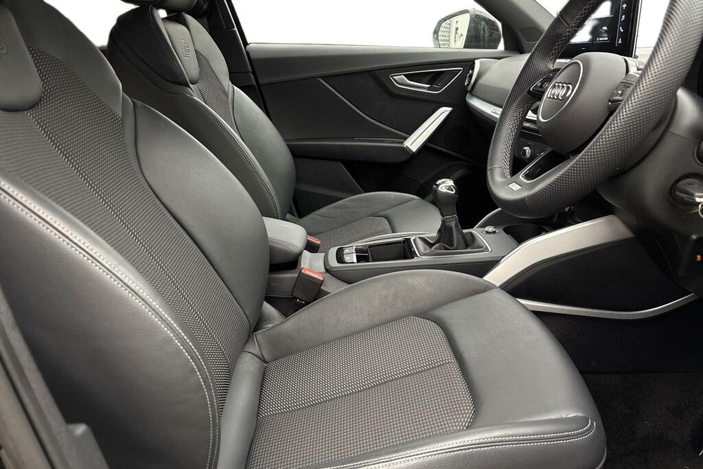 Audi Q2 Audi Q2 Estate 35 Tfsi S Line S Tronic Blue #8