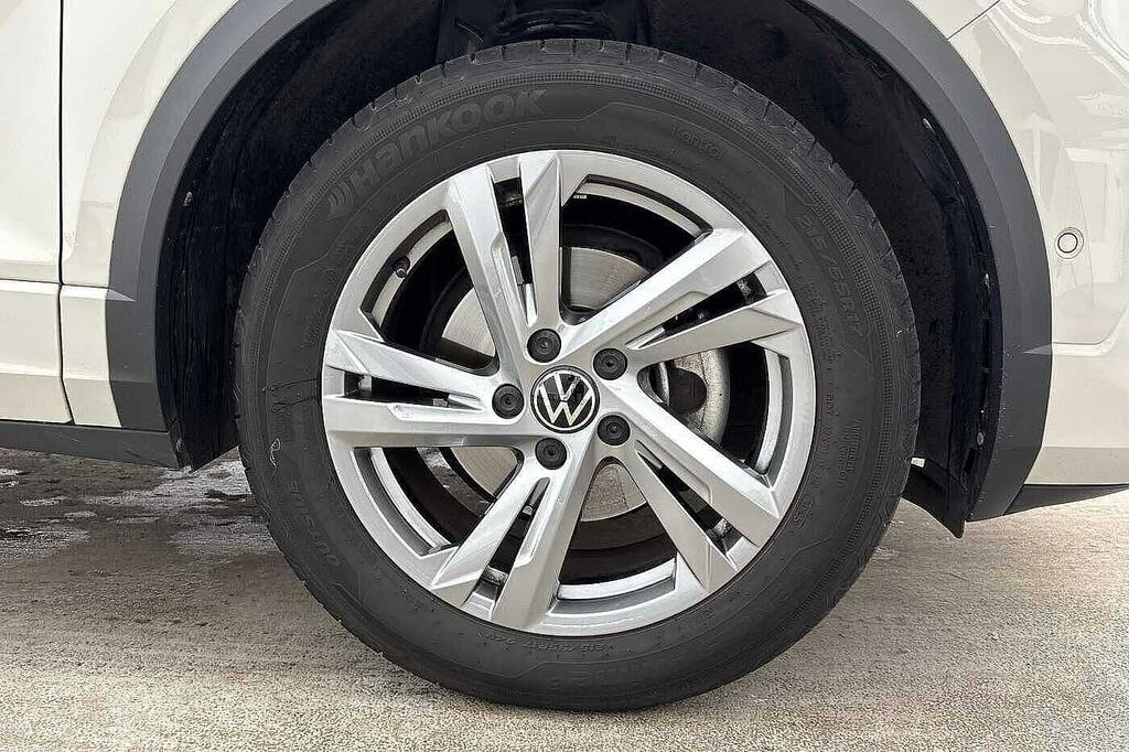Volkswagen T-Roc 1.5 Tsi R-line Dsg Grey #5