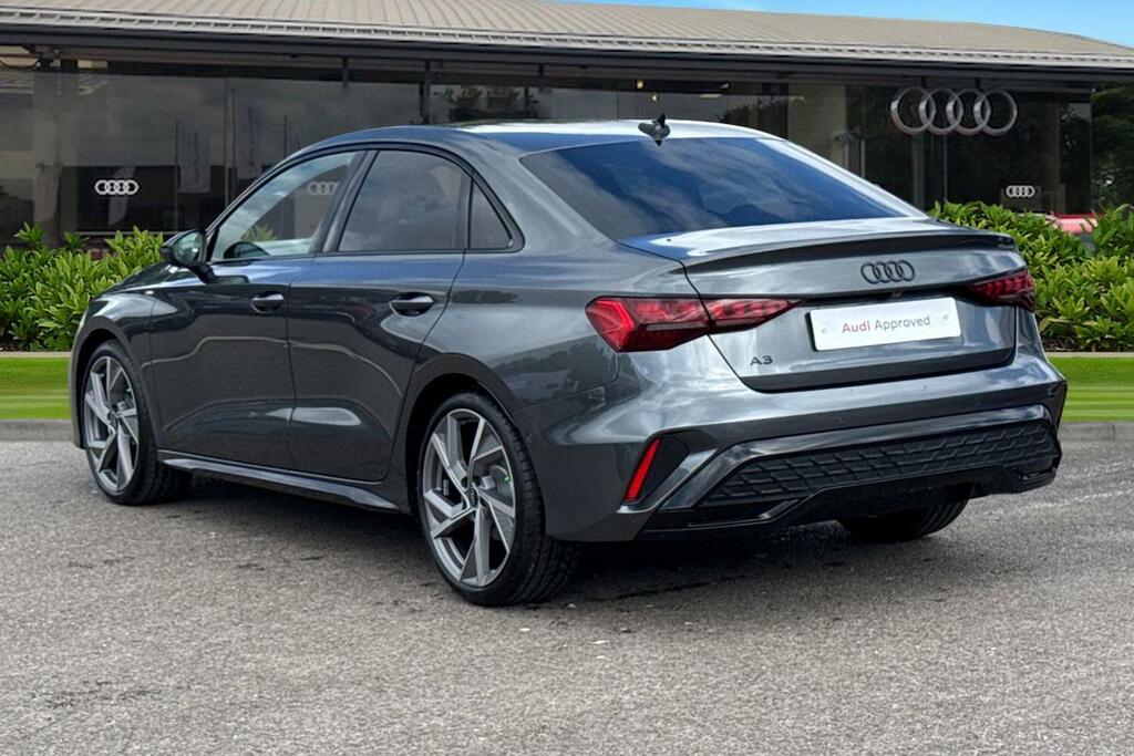 Audi A3 1.5 Tfsi 150 Black Edition S Tronic Grey #3