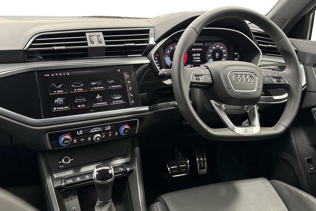 Audi Q3 Black Edition 35 Tfsi 150 Ps S Tronic Grey #6