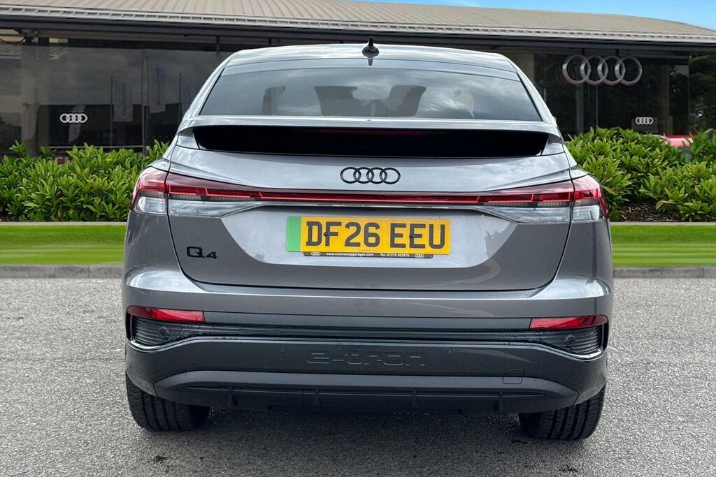 Audi Q4 E Tron 150Kw 40 63Kwh Black Edition Grey #4