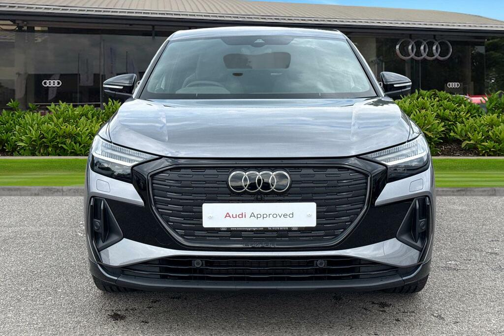 Audi Q4 E Tron Q4 Sportback Black Edition 40 E-tron 150,00 Kw Grey #5