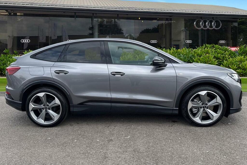 Audi Q4 E Tron 150Kw 40 63Kwh Black Edition Grey #6