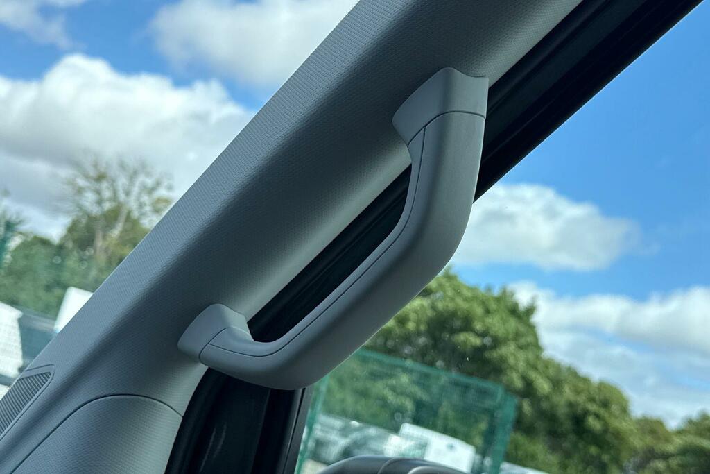 Volkswagen Crafter 2.0 Tdi 177Ps Commerce Plus Xlwb Super High Roof White #44