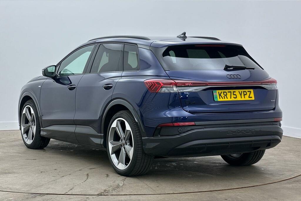 Audi Q4 E Tron Q4 Black Edition 45 E-tron Quattro 210,00 Kw Blue #3