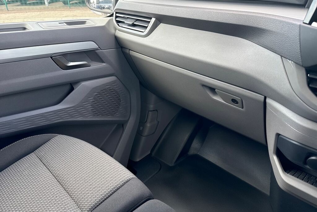 Volkswagen Transporter Transporter 2.0 Tdi 150 Commerce Pro Kombi Van Aut Grey #19