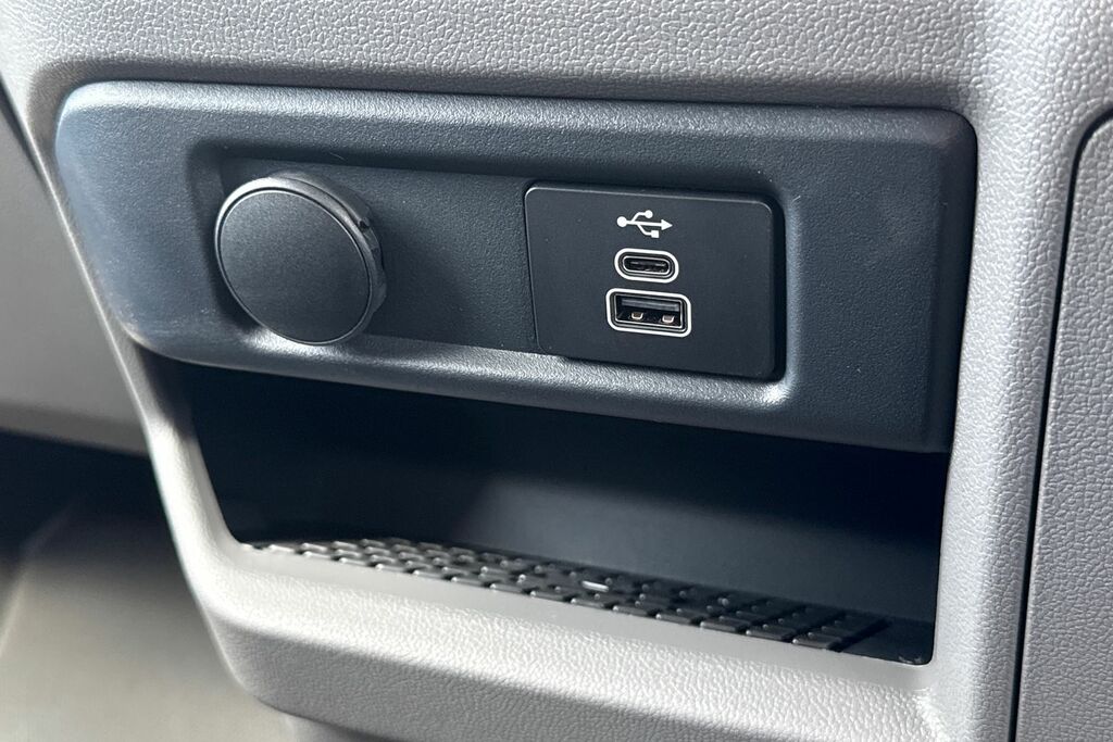 Volkswagen Transporter Transporter 2.0 Tdi 150 Commerce Pro Kombi Van Aut Grey #35
