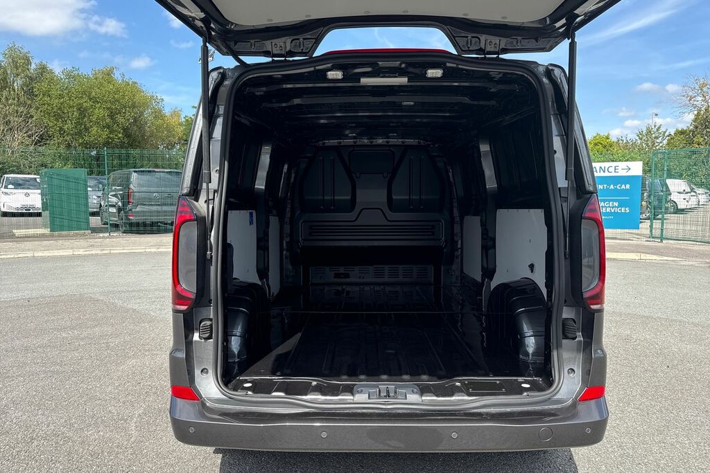 Volkswagen Transporter T32 Panel Van Pro S Lwb 170 Ps 2.0 Tdi 8Sp Grey #6