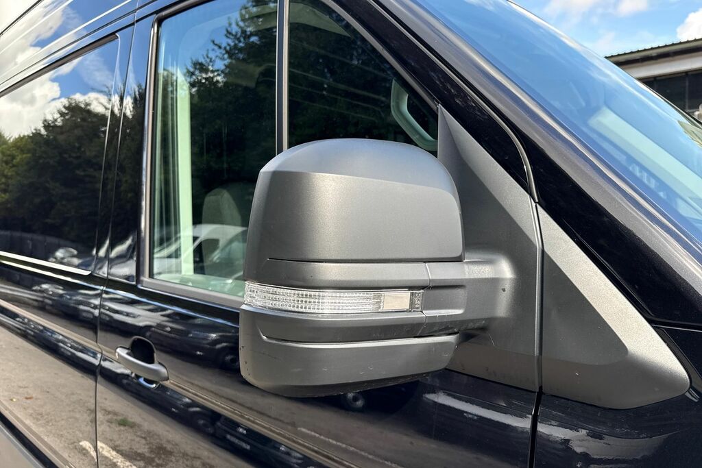 Volkswagen Crafter Cr35 Commerce High Roof 2.0 Tdi 140Ps White #27