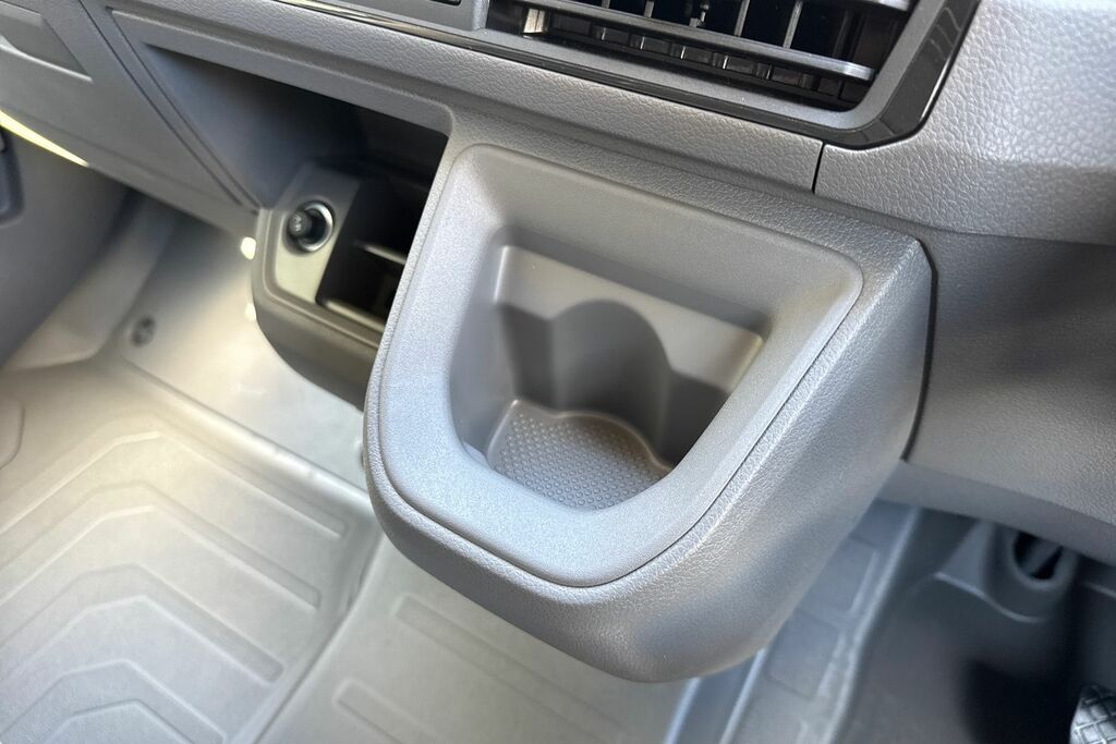 Volkswagen Crafter Cr35 Commerce High Roof 2.0 Tdi 140Ps White #49