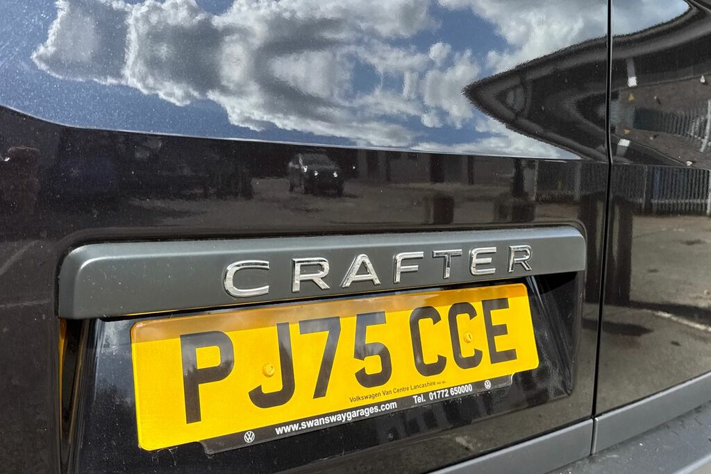 Volkswagen Crafter Cr35 Commerce High Roof 2.0 Tdi 140Ps White #28