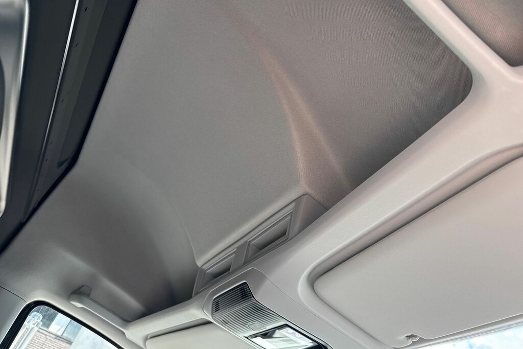 Volkswagen Crafter Cr35 Commerce High Roof 2.0 Tdi 140Ps White #25