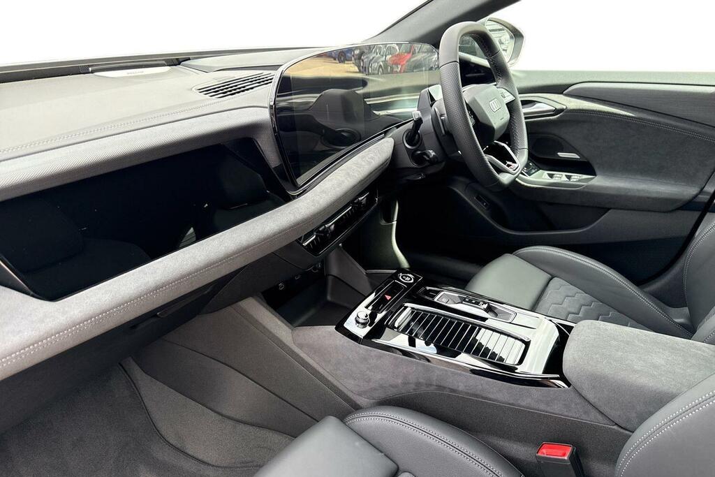 Audi A6 270Kw Performance 100Kwh Black Edition Black #6