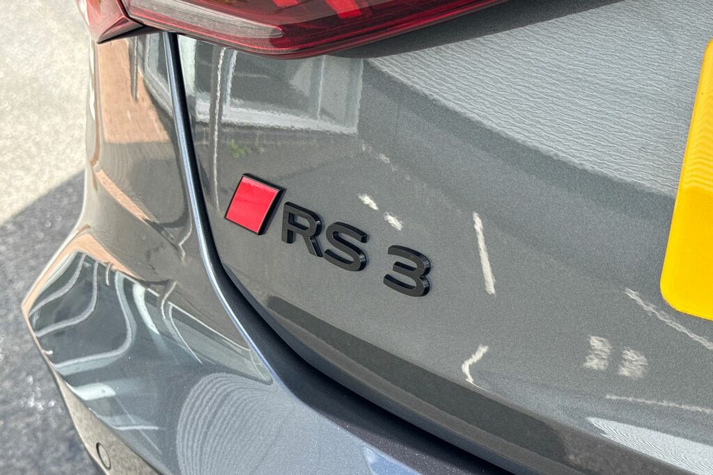 Audi RS3 2025 2.5 Tfsi Carbon Black Sportback S Tronic Quat Grey #29