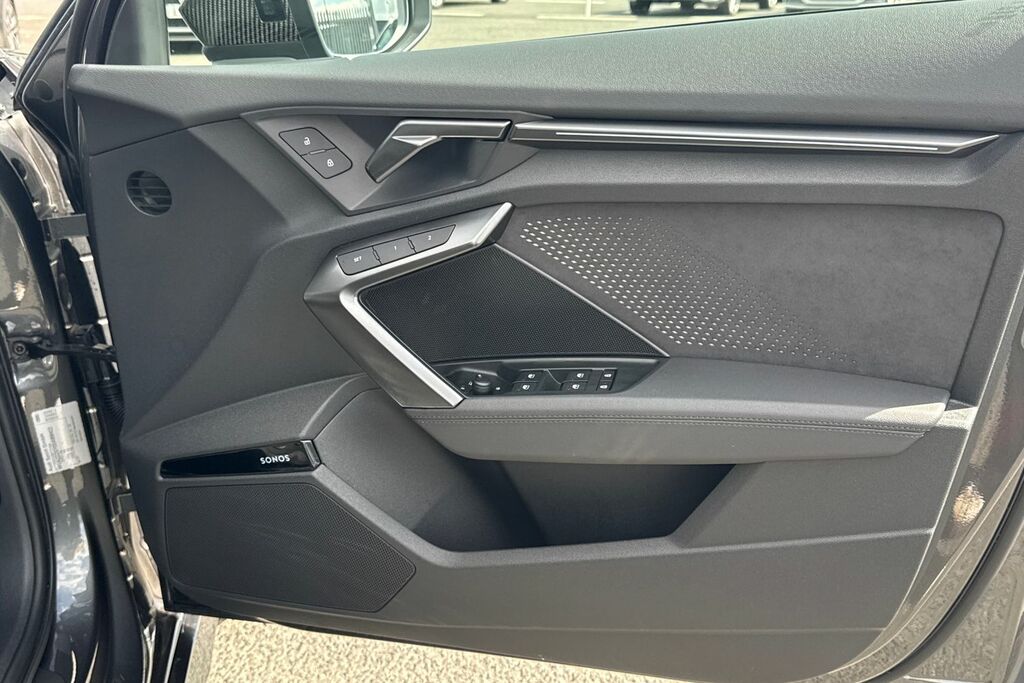 Audi RS3 2025 2.5 Tfsi Carbon Black Sportback S Tronic Quat Grey #20