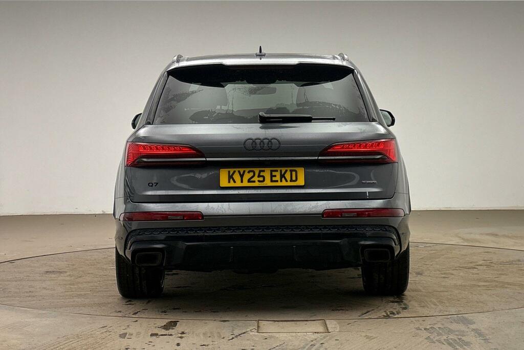 Audi Q7 Suv Black Edition 55 Tfsi E Quattro 394 Ps Tiptron Grey #4