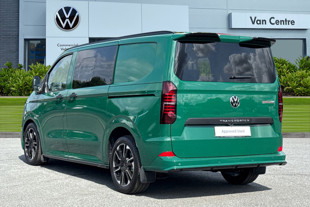 Volkswagen Transporter Sportline 2.0 Tdi 170 Sportline Kombi Van 5 Plus Green #2