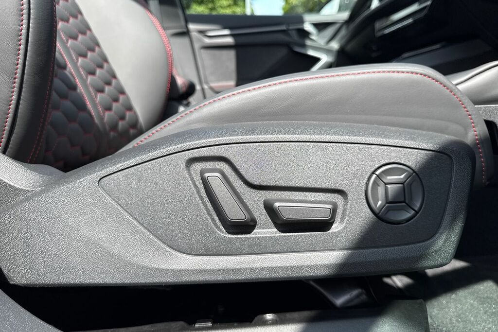 Audi RS3 2026 2.5 Tfsi Carbon Vorsprung Saloon S Grey #45