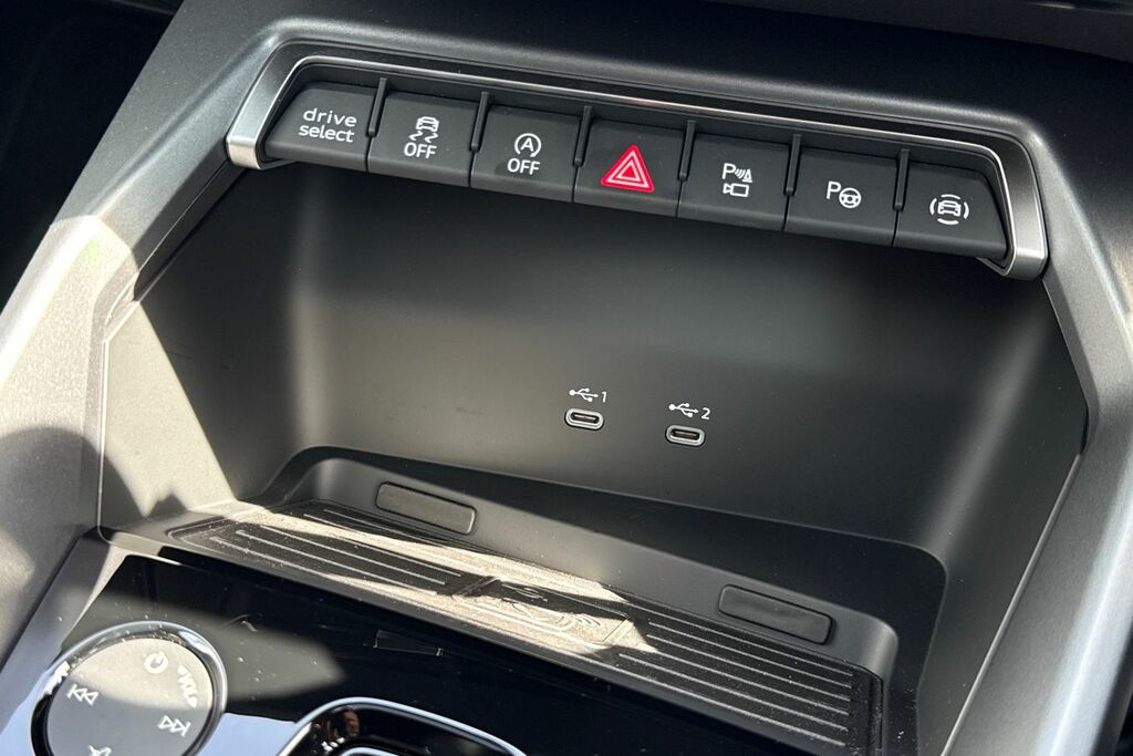 Audi RS3 2026 2.5 Tfsi Carbon Vorsprung Saloon S Grey #58